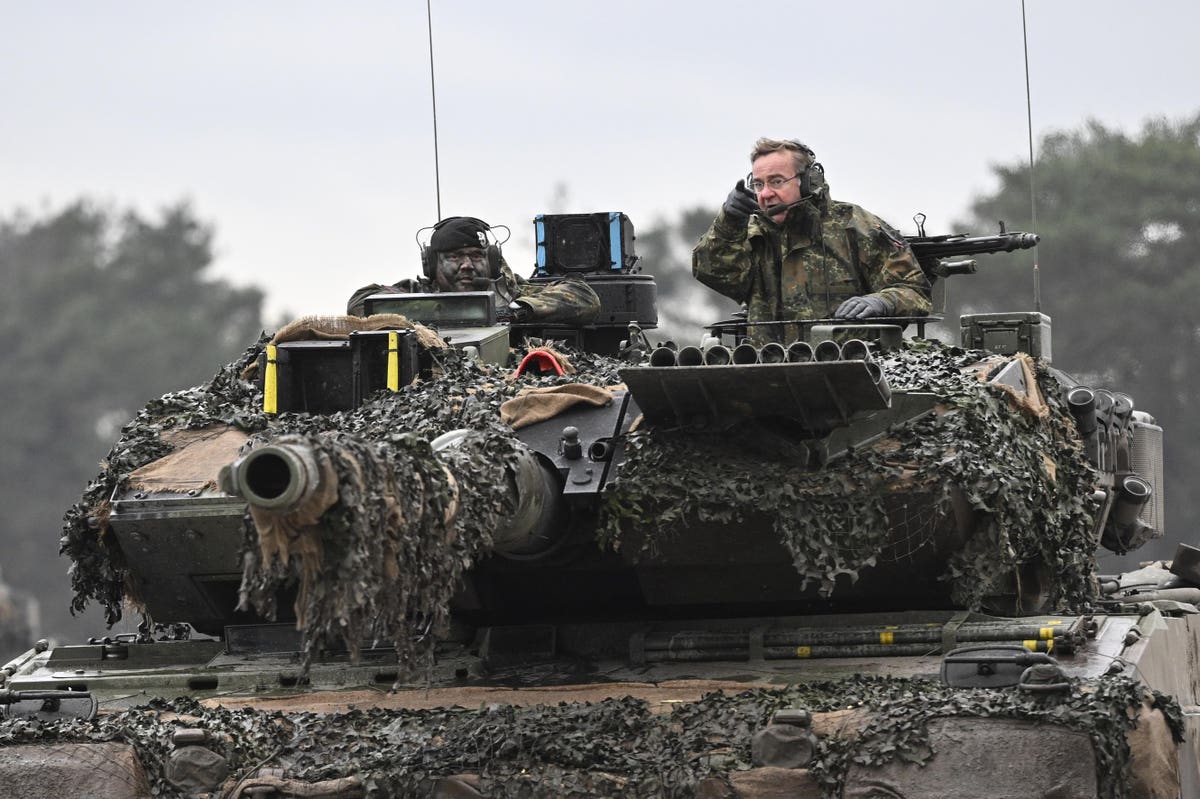 Le char ‘Leopard 2’ vu détruit dans une vidéo médiatique russe était en fait une moissonneuse agricole